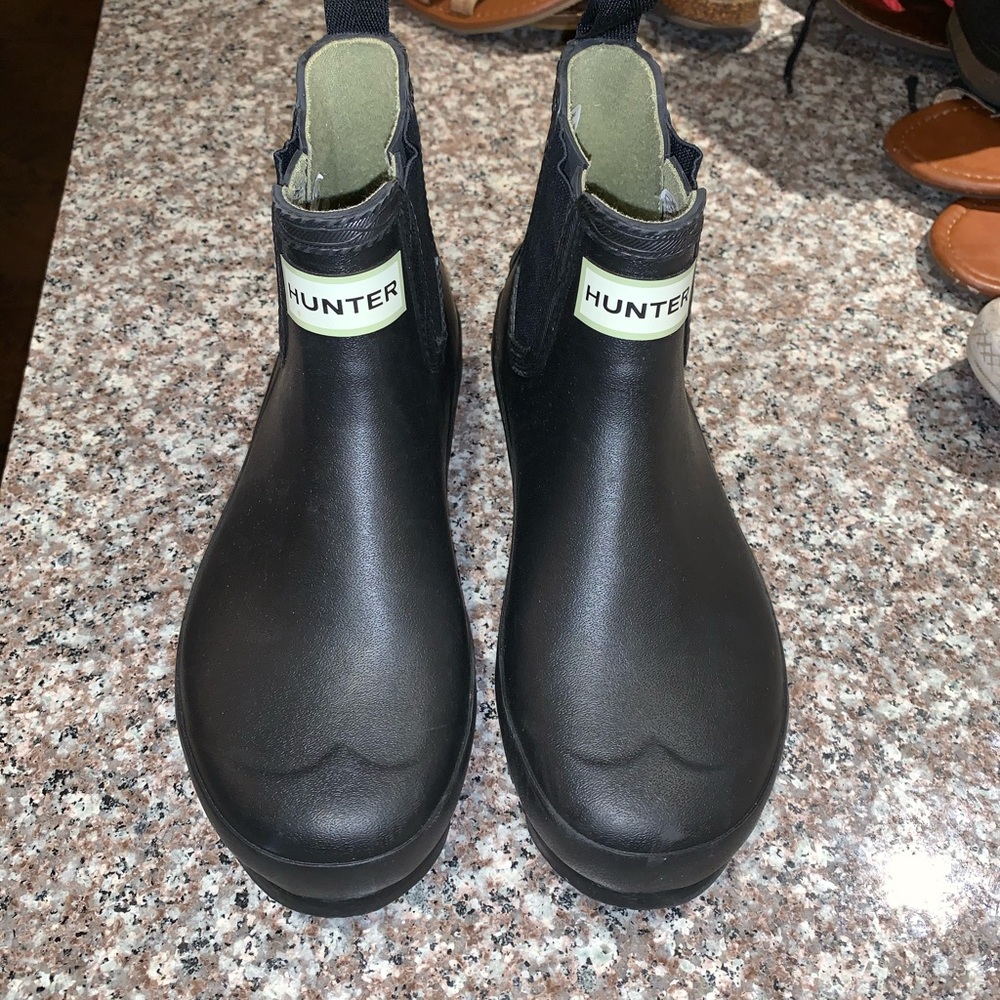 Short hunter boots